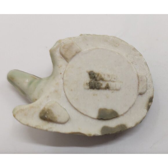 Wade Whimsies Series 1 Alligator Canadian Red Rose Tea Mini Figurine 1967-73 - Picture 4 of 4